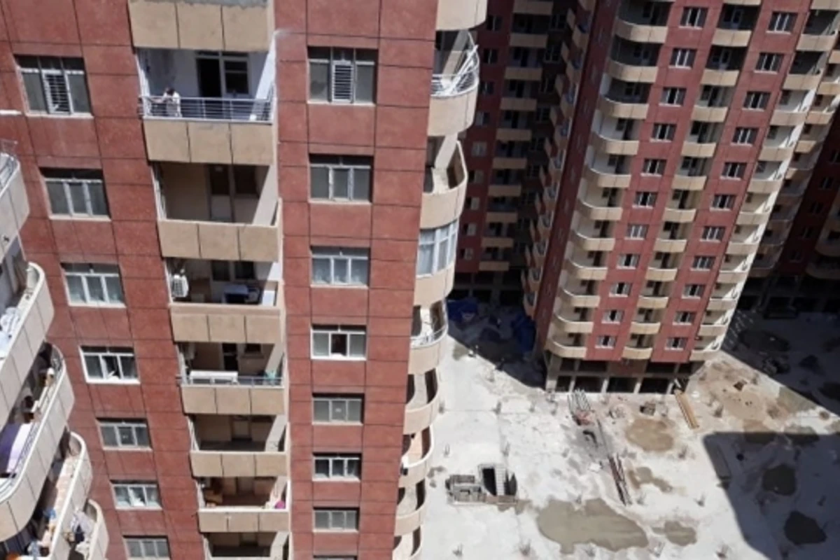 Роковой дом в Баку обрывает жизнь девушек