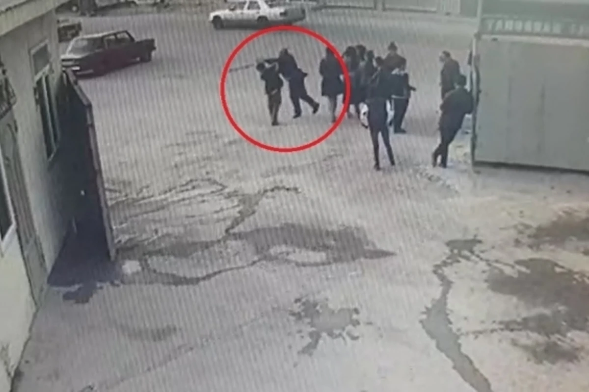 Власти наказали учителя, разбившего лицо ученику - ВИДЕО