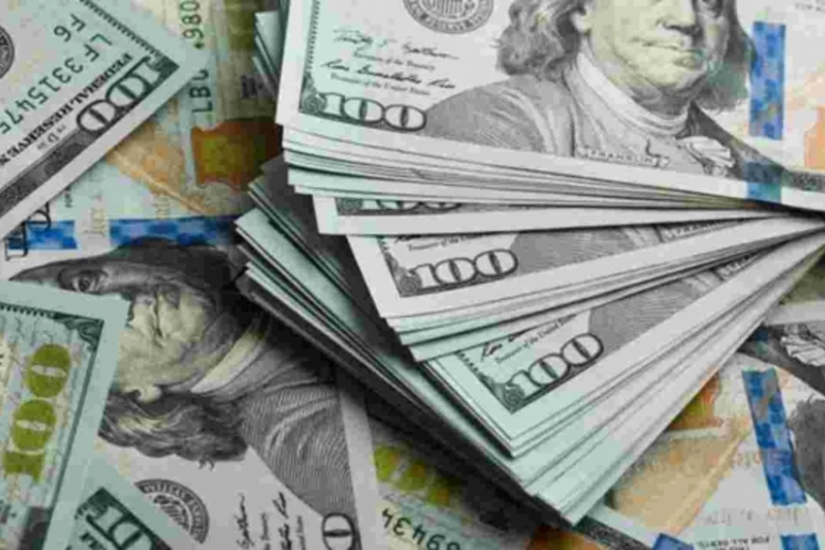 Dolların bu günə olan məzənnəsi