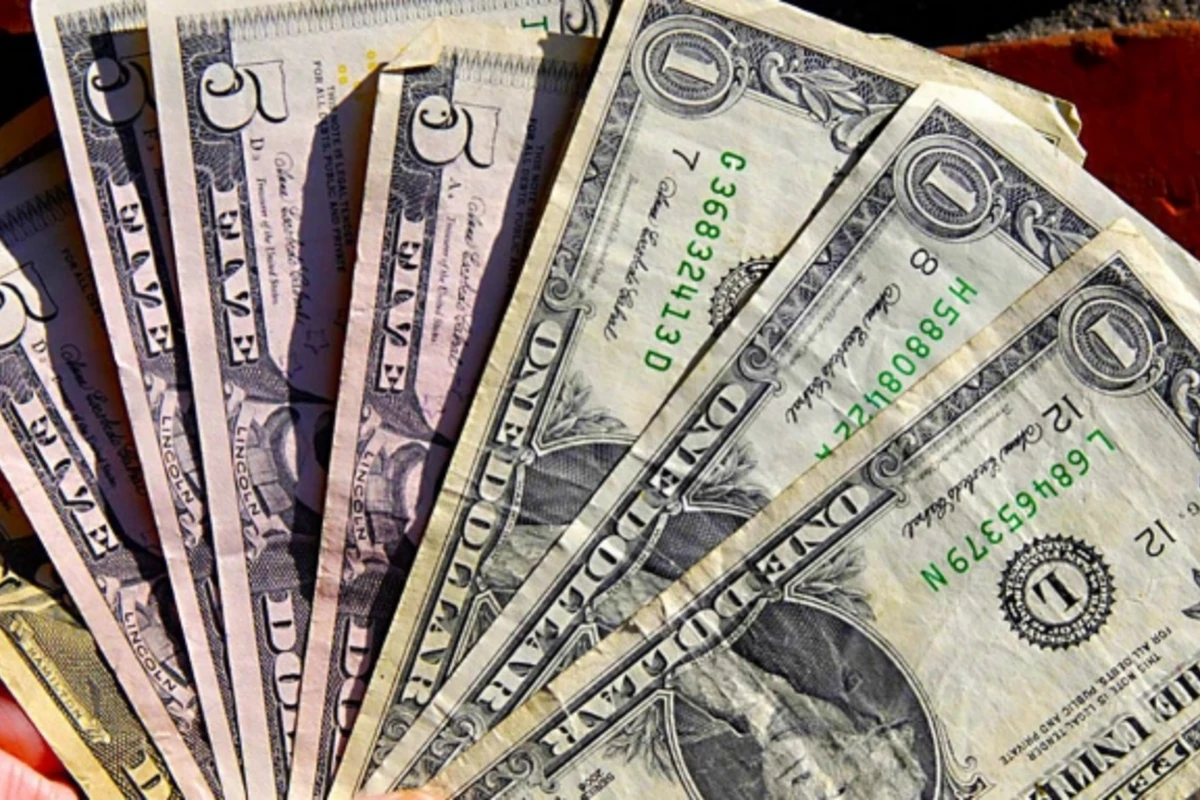 Dolların gələn həftəyə olan məzənnəsi Dolların gələn həftəyə olan məzənnəsi