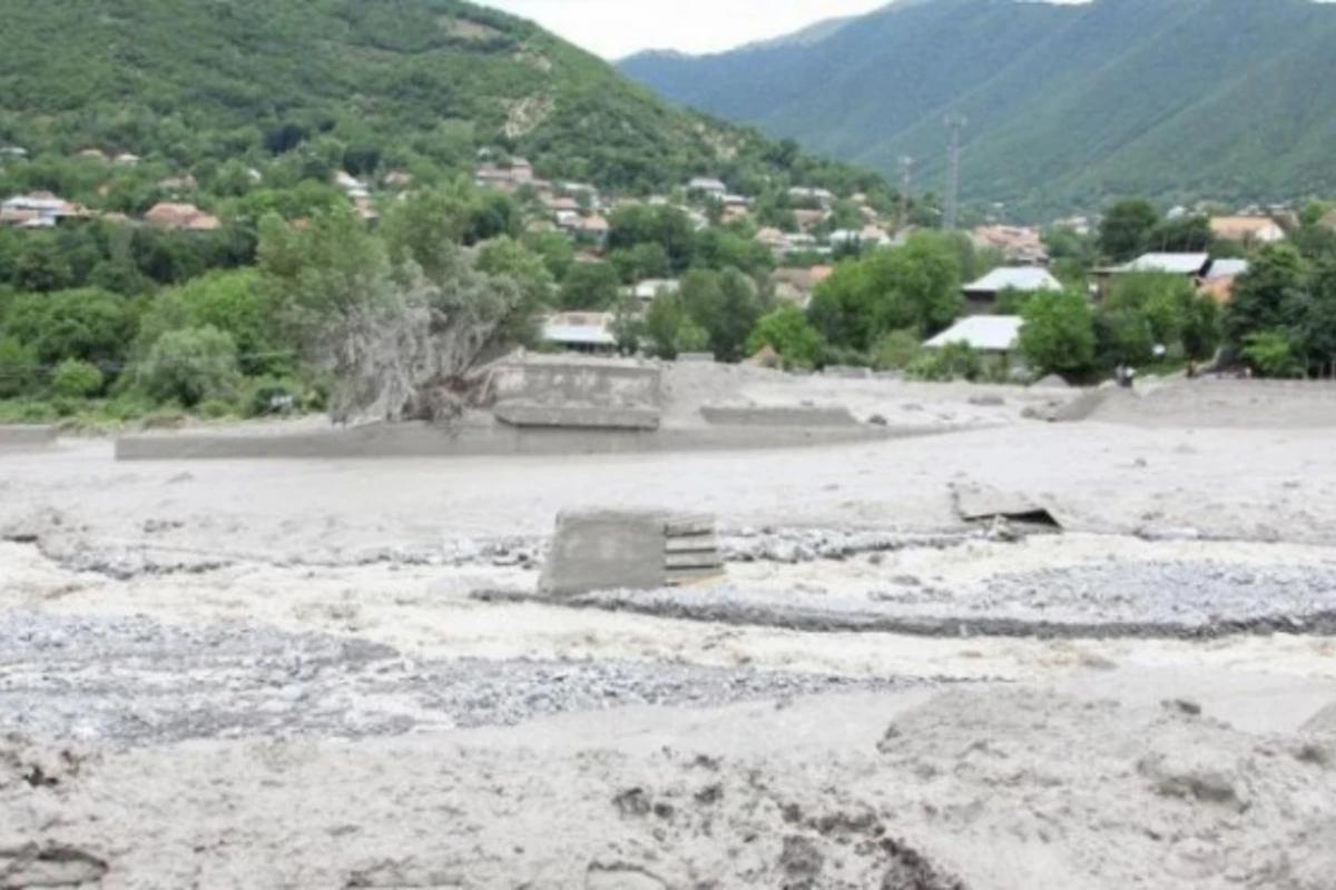 Cənub bölgəsini sel aparır - 21 nəfər TƏXLİYƏ EDİLİB