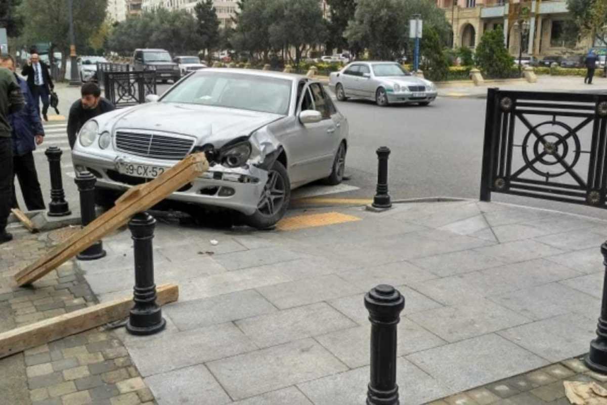Bakıda yerləşdirilmiş tumbalar insanların həyatını xilas etdi – FOTO