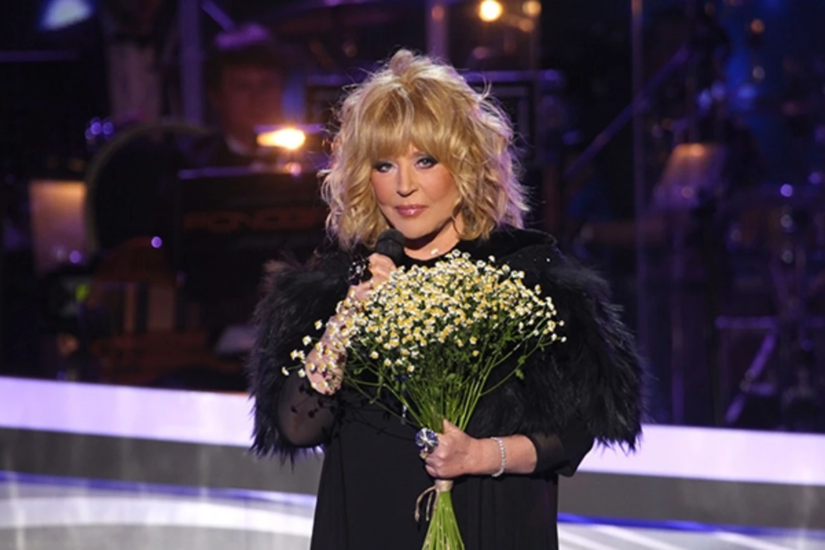 Алла Пугачева отменила выступление из-за болезни