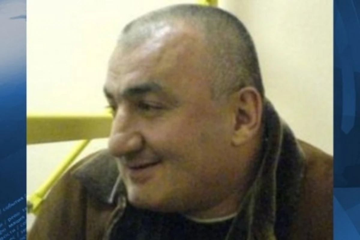 “Vaqif Diplomat”ın adamları qeyri-leqal pulları necə “əridir”...