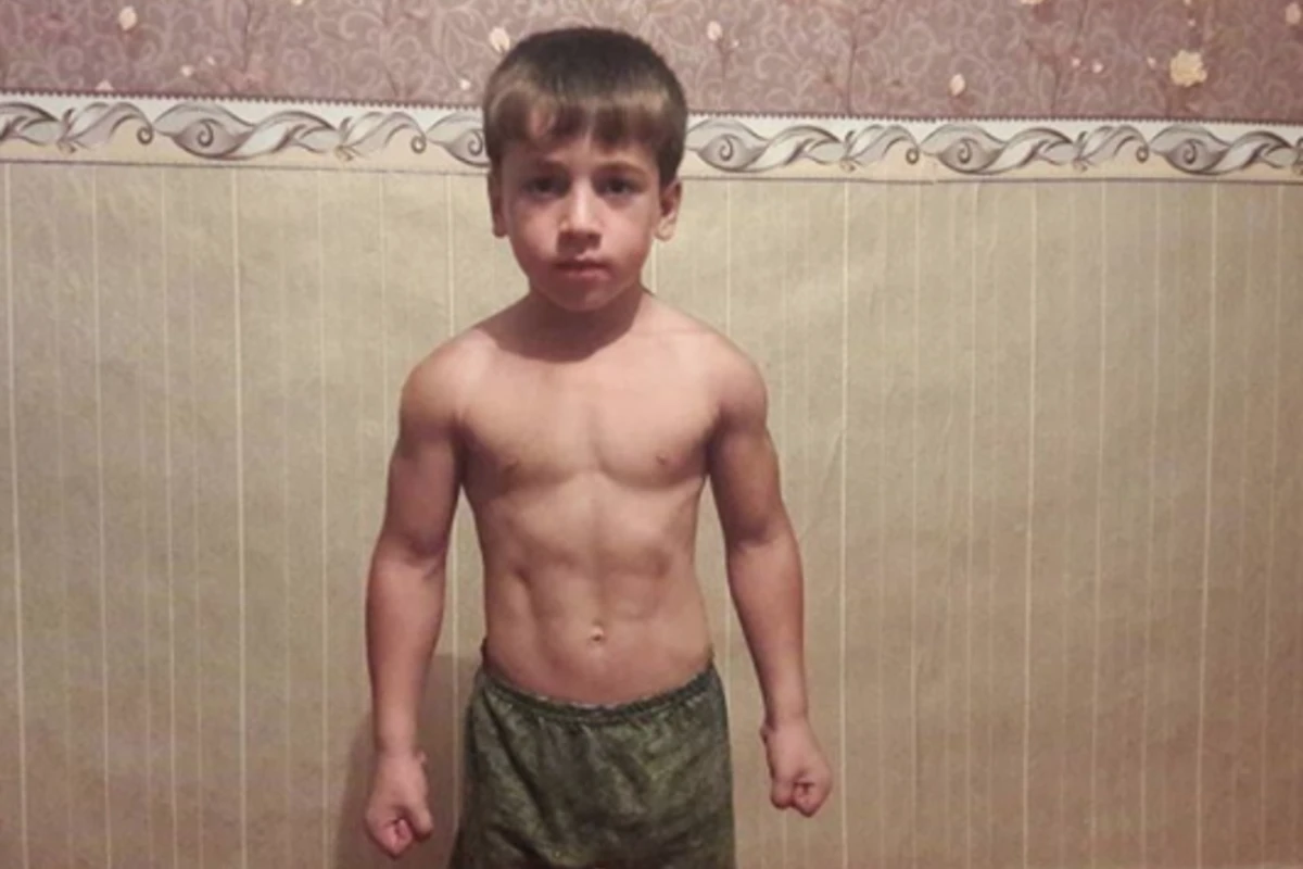 5-летний мальчик поставил новый мировой рекорд - ВИДЕО