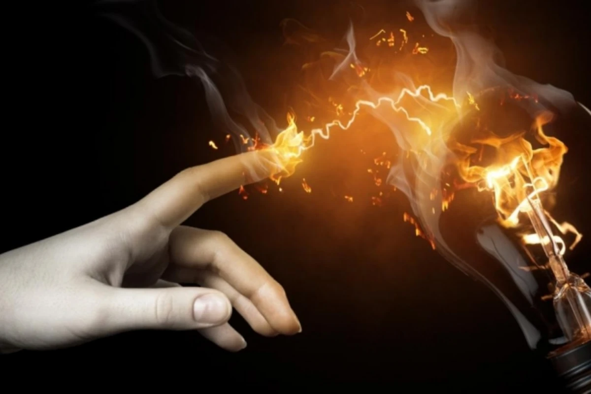 Azərbaycanda unikal ixtira - elektrik enerjisinə 70 faiz qənaət edir - VİDEO Azərbaycanda unikal ixtira - elektrik enerjisinə 70 faiz qənaət edir - VİDEO