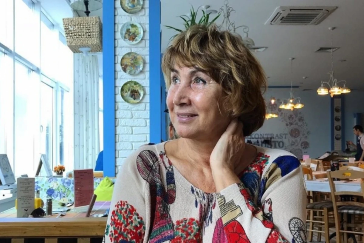 63-летняя Лариса Копенкина увела жениха у молодой модели (ФОТО) 63-летняя Лариса Копенкина увела жениха у молодой модели (ФОТО)