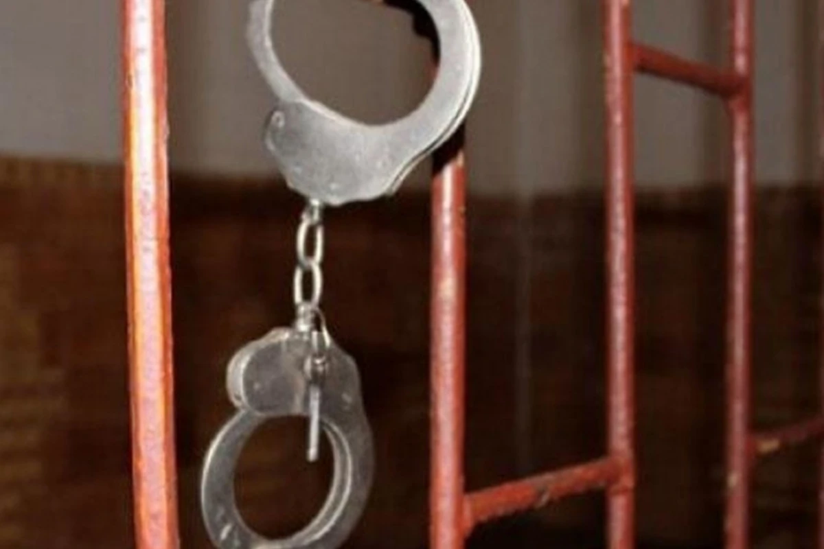 Kişi qızı kimi düzünü danışaq - Bakıda 19 nəfərdən rüşvət alan bağça müdiri