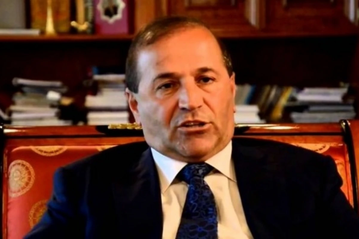 Hacı İbrahim Nehrəmlinin qardaşının aldatdığı şəxslərin adları açıqlanıb - SİYAHI Hacı İbrahim Nehrəmlinin qardaşının aldatdığı şəxslərin adları açıqlanıb - SİYAHI