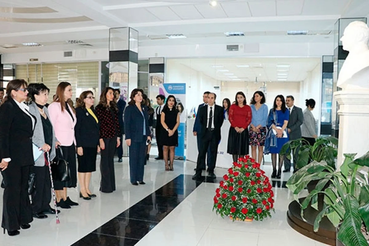 Azərbaycan Universitetində “Gender problemi və müasir Azərbaycan” mövzusunda konfrans keçirilib - FOTOLAR