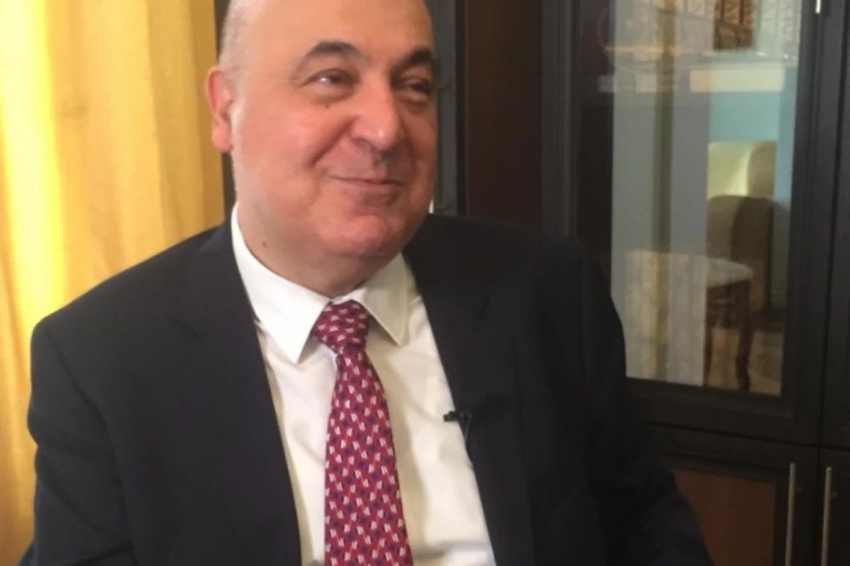 “Axırıncı partada oturub sakitcə kitab oxuyurdum” - Çingiz Abdullayev – VIDEO “Axırıncı partada oturub sakitcə kitab oxuyurdum” - Çingiz Abdullayev – VIDEO