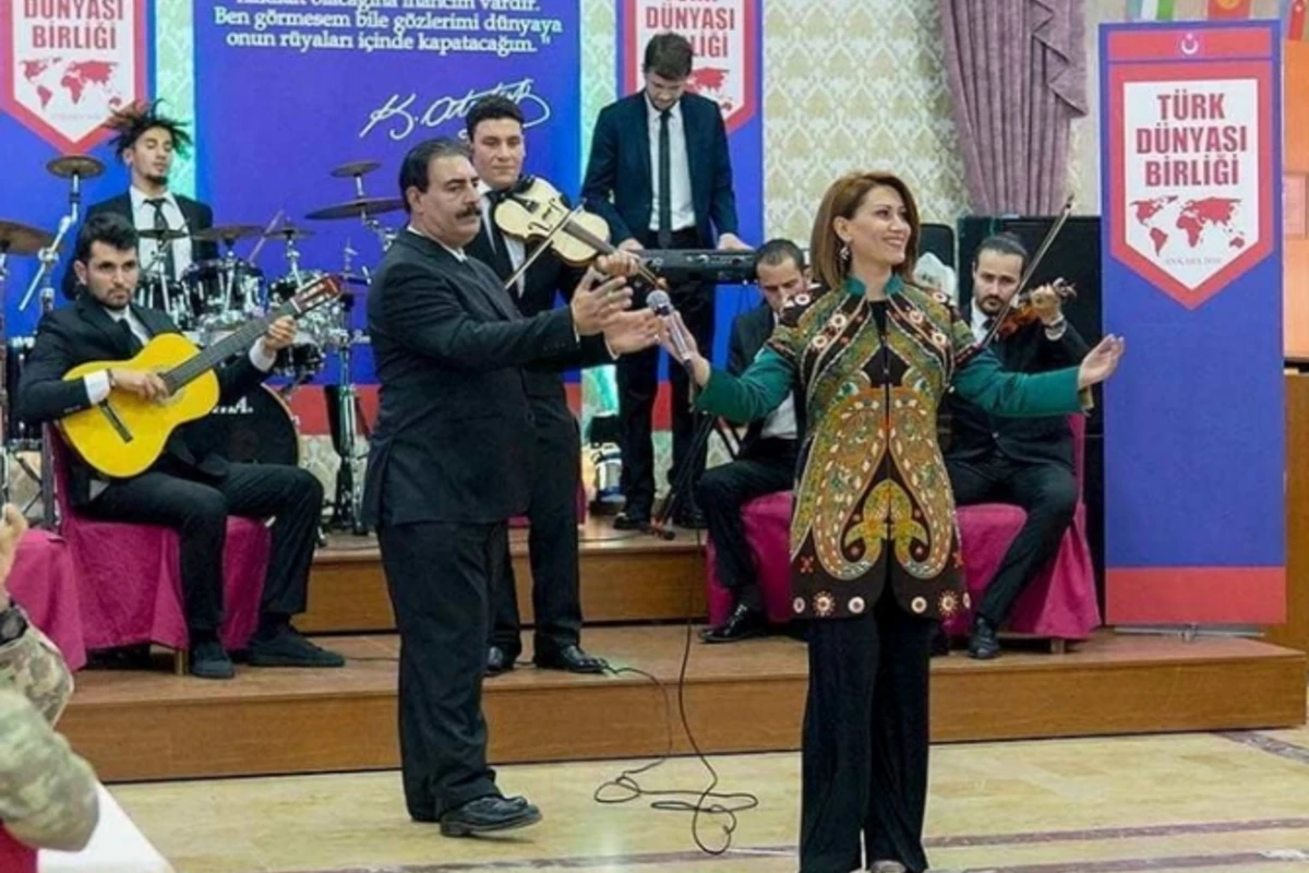 Savaşçıda Azərinin ifasında Üzeyir Hacıbəylinin əsəri səsləndi - VİDEO Savaşçıda Azərinin ifasında Üzeyir Hacıbəylinin əsəri səsləndi - VİDEO