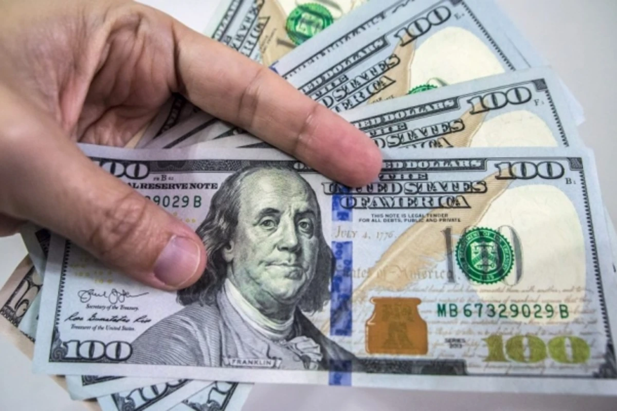 Dolların sabaha olan məzənnəsi