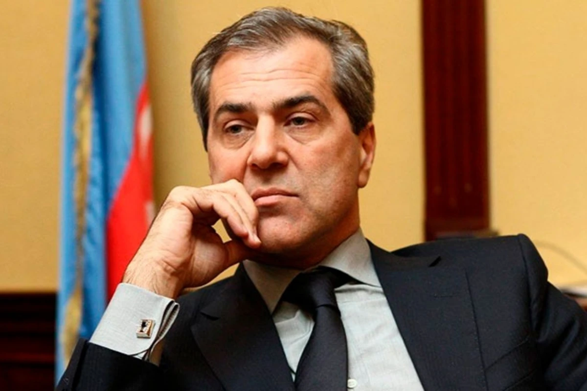 Hacı İbrahim Nehrəmlinin qardaşı: “Razılığımız belə olub ki, ona 500 min dollar və 7 mənzil verəcəyəm” Hacı İbrahim Nehrəmlinin qardaşı: “Razılığımız belə olub ki, ona 500 min dollar və 7 mənzil verəcəyəm”