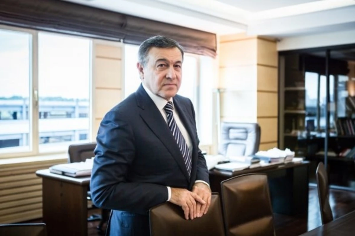 Араз Агаларов показал Путину свои проекты