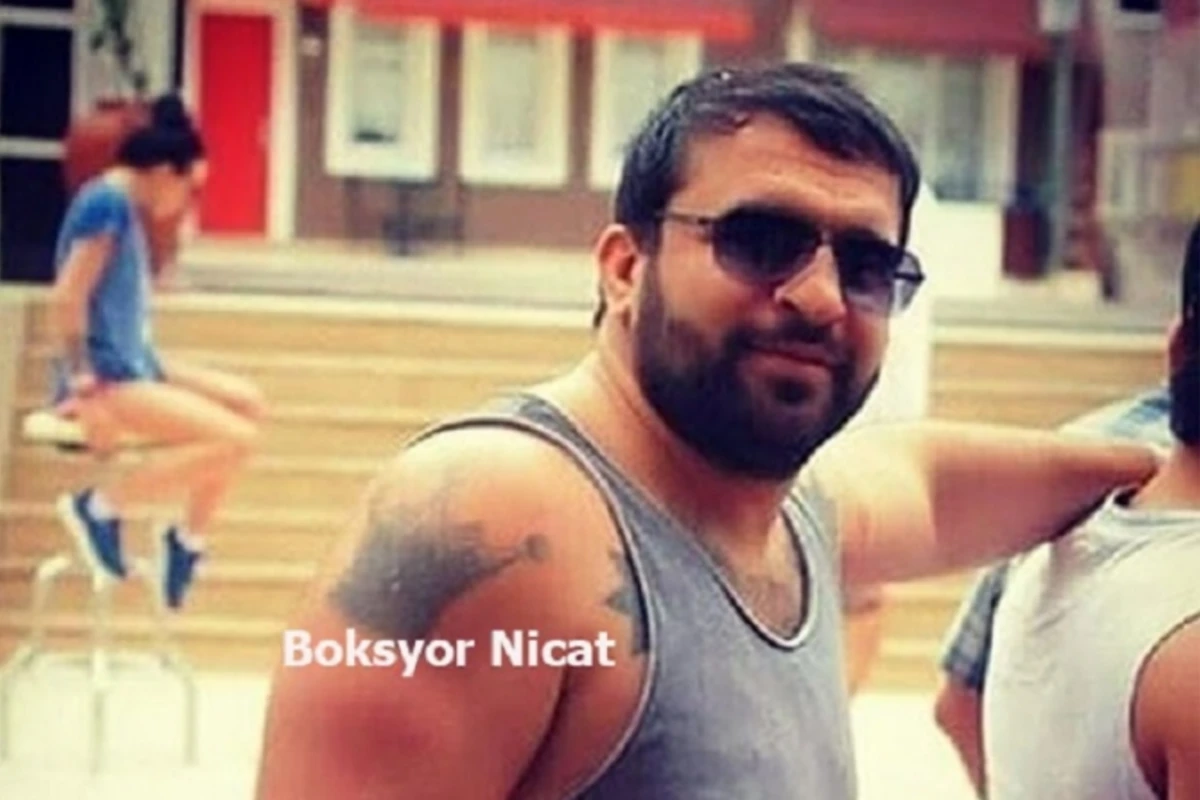 Quli”nin yanına keçən Lənkəranskinin adamı güllələndi – FOTO Quli”nin yanına keçən Lənkəranskinin adamı güllələndi – FOTO
