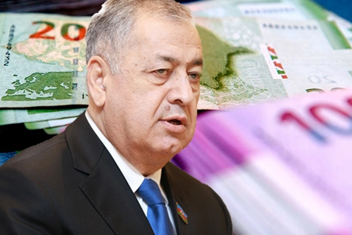 Prezident manatın məzənnəsini nəzarətdə saxlayır ki, əhalimiz... Prezident manatın məzənnəsini nəzarətdə saxlayır ki, əhalimiz...