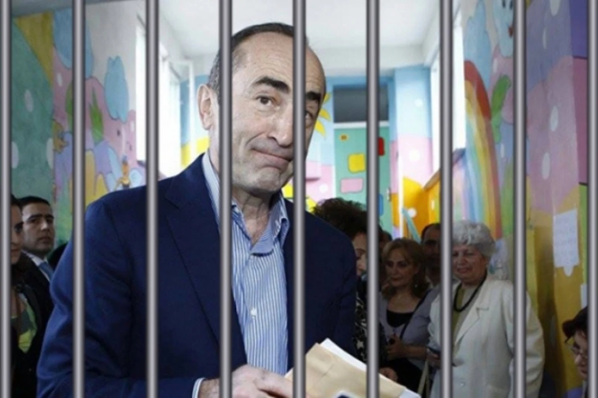 Адвокат арестованного Роберта Кочаряна ответил журналисту на азербайджанском языке - ВИДЕО