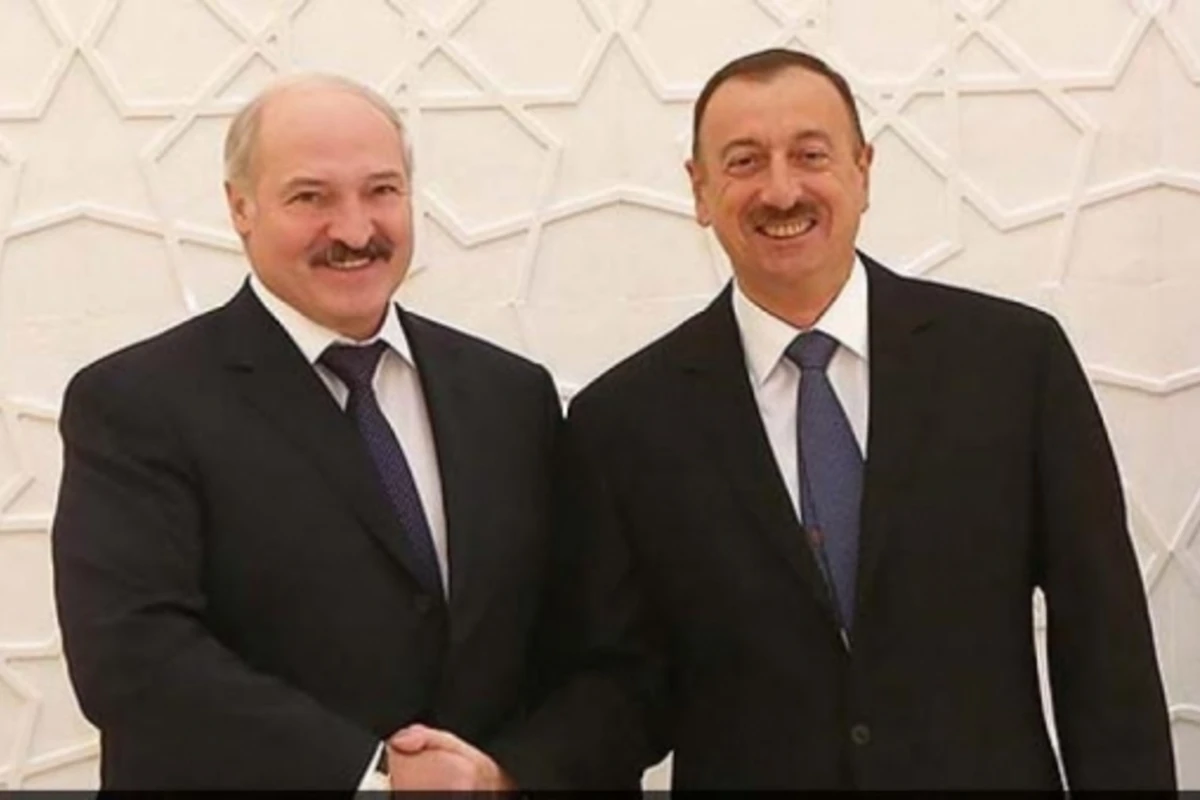 “Zəng vurdum ki, İlham, mənə təcili 900 milyon dollar lazımdır...”