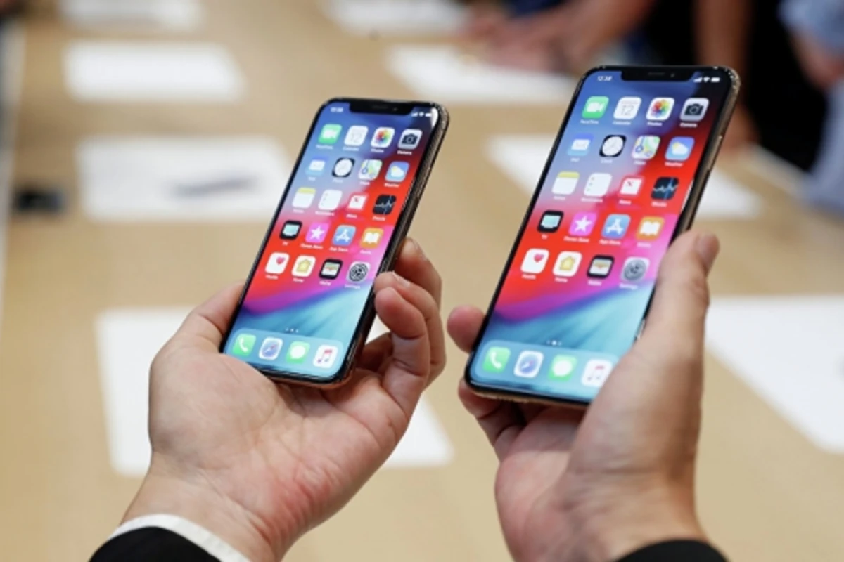 Новый иск против Apple из-за iPhone X
