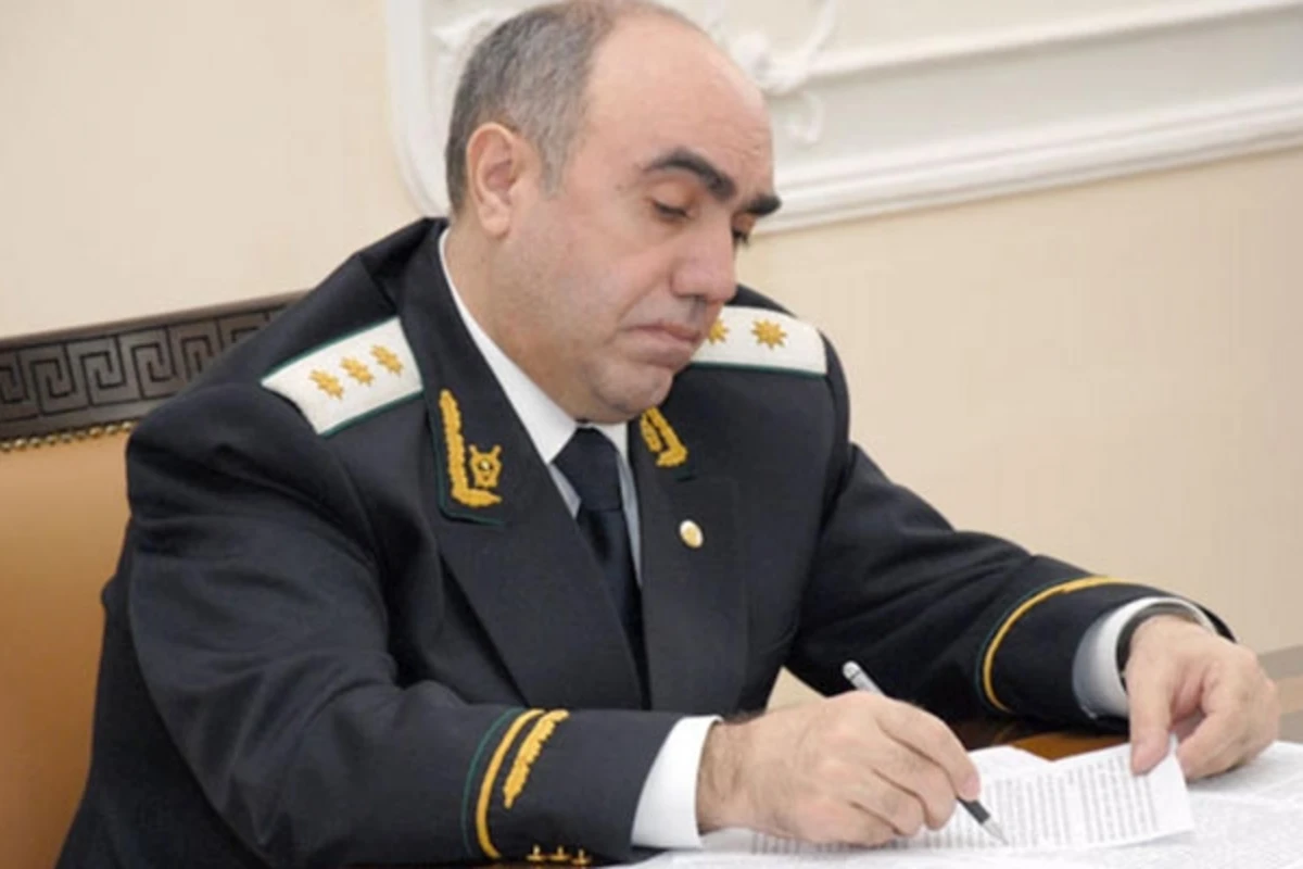 Zakir Qaralovdan kadr dəyişikliyi