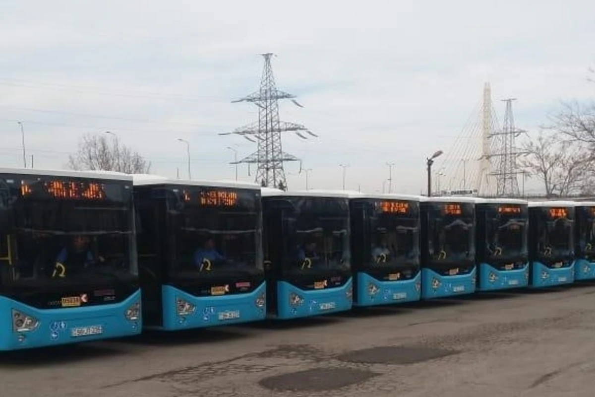 В Баку по одному из маршрутов будут пущены еще 20 новых автобусов - ФОТО