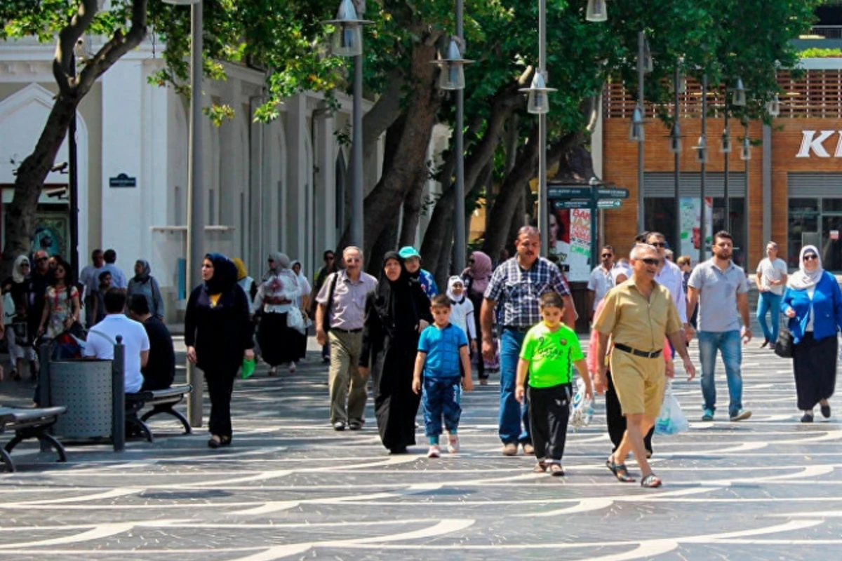 Azərbaycana gələn turistlərin sayı 6 faiz artıb
