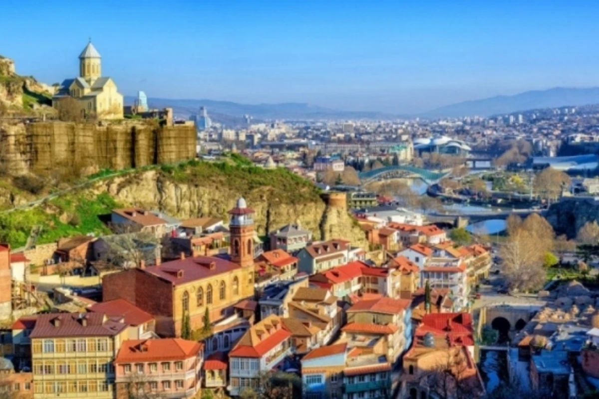 Bu cür geyinən xanımlar Gürcüstana gedə bilməyəcək
