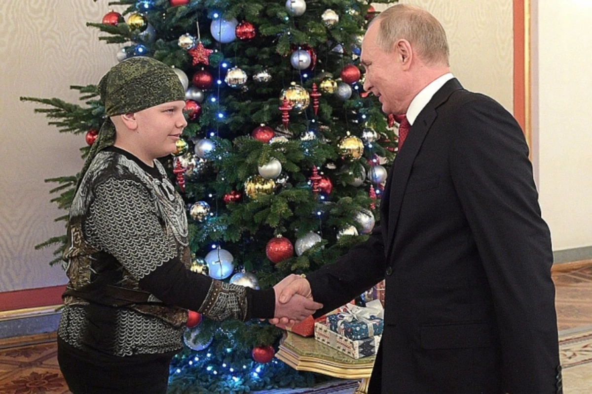 Путин исполнил мечту тяжелобольного мальчика – ВИДЕО