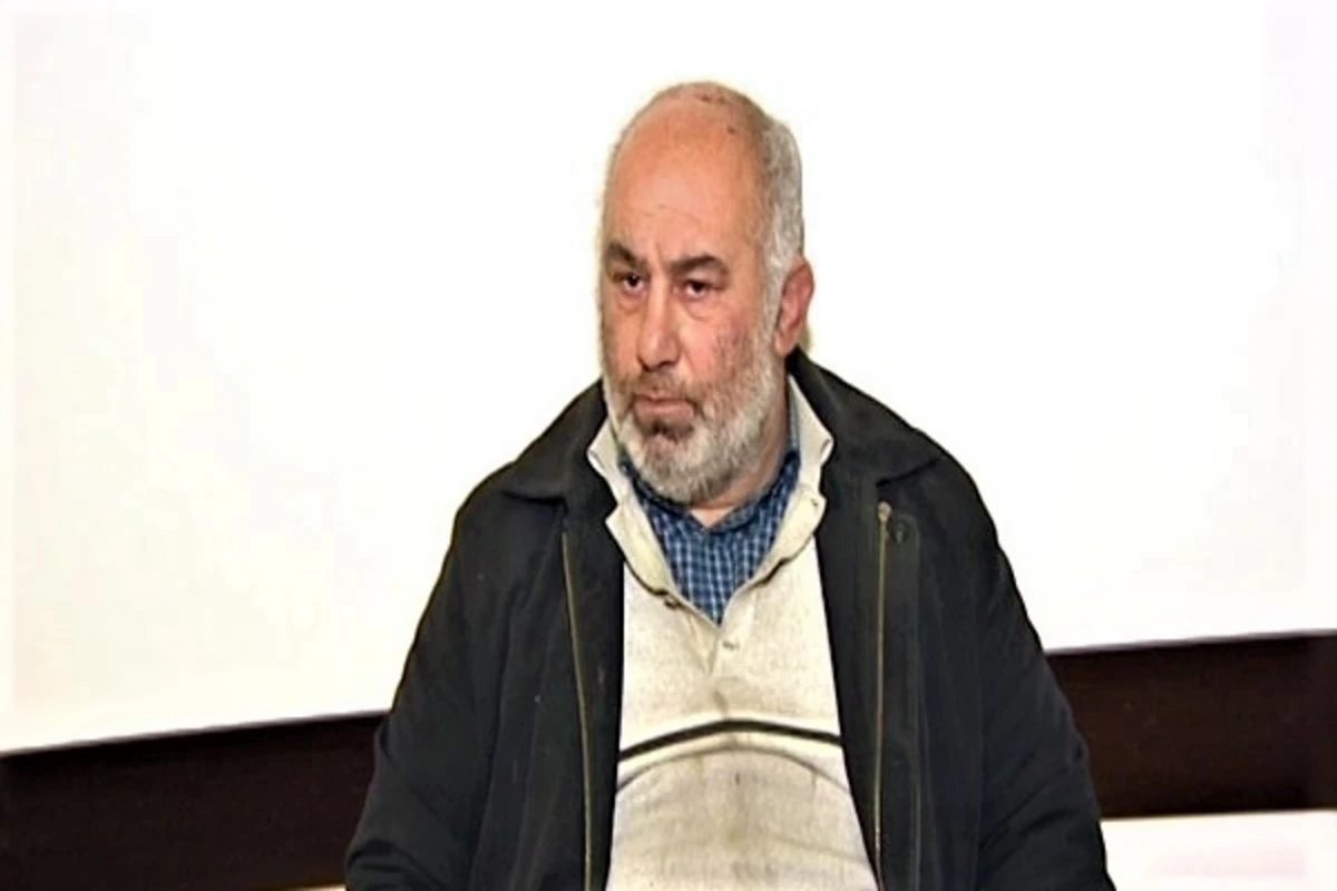 Bakıda qadınların pulunu oğurlayan kişi: Qışqırdı, pulu ala bilmədim (VİDEO) Bakıda qadınların pulunu oğurlayan kişi: Qışqırdı, pulu ala bilmədim (VİDEO)