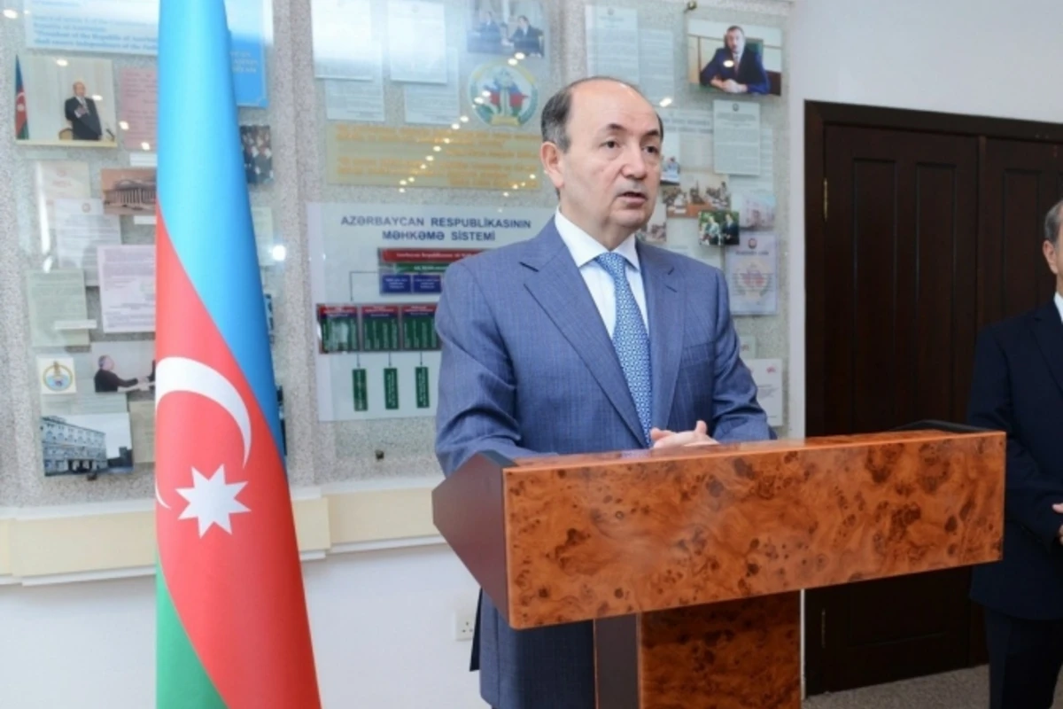 Ədliyyə naziri Ağdaşda vətəndaşları qəbul edib