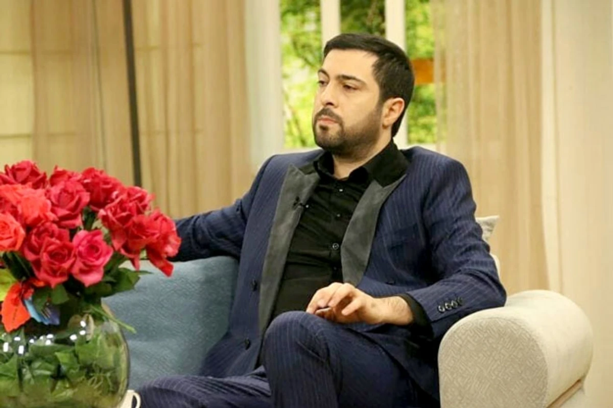 Mən meyxana deyəndə Namiq Qaraçuxurlu pomidor-xiyar satırdı — Məşhur meyxanaçıdan SƏRT SÖZLƏR Mən meyxana deyəndə Namiq Qaraçuxurlu pomidor-xiyar satırdı — Məşhur meyxanaçıdan SƏRT SÖZLƏR