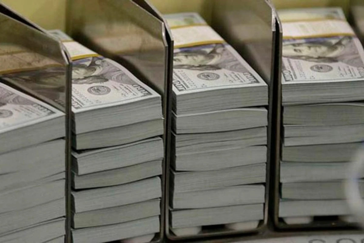 Dolların bu günə olan məzənnəsi Dolların bu günə olan məzənnəsi