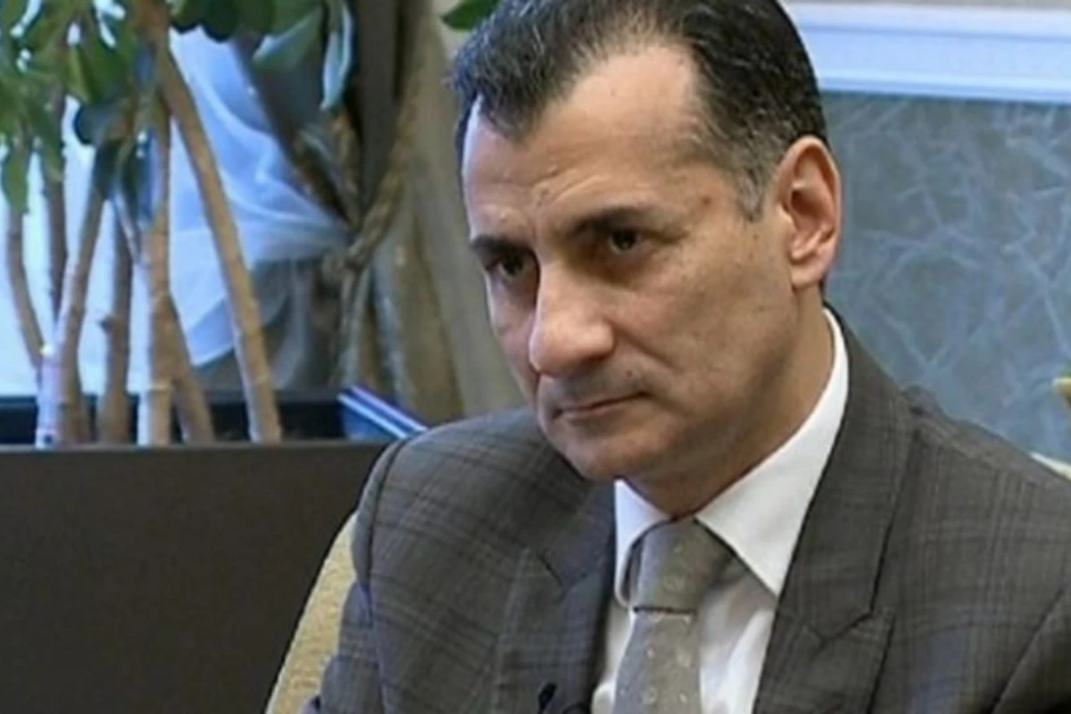 Mirşahin: “... hamının qabağında söz verirəm ki, jurnalistikadan bu gün gedim” Mirşahin: “... hamının qabağında söz verirəm ki, jurnalistikadan bu gün gedim”