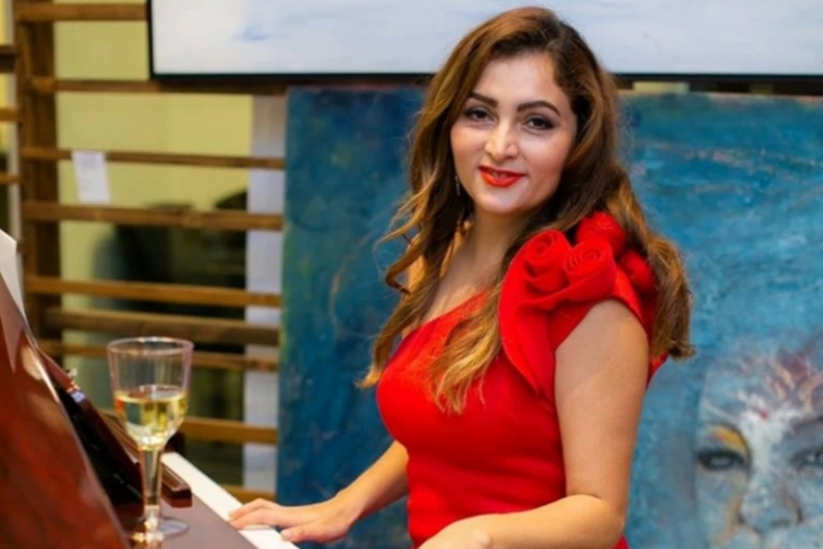 ABŞ-da Azərbaycan dili kursları açan gənc xanım - FOTOLAR