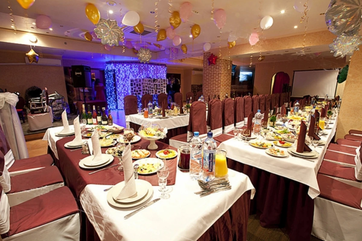 Restoran və şadlıq evləri sahiblərinə xəbərdarlıq edildi Restoran və şadlıq evləri sahiblərinə xəbərdarlıq edildi