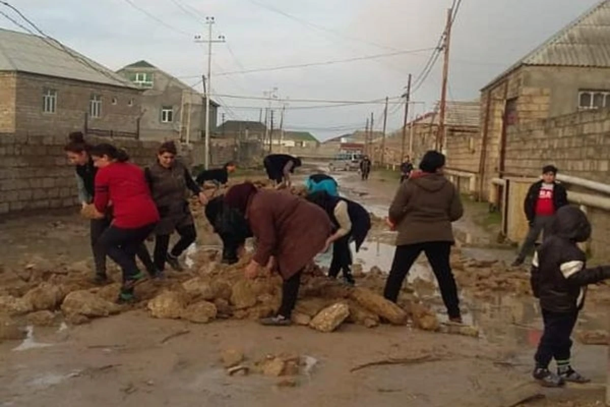 Bakı kəndində acınacaqlı mənzərə – FOTO