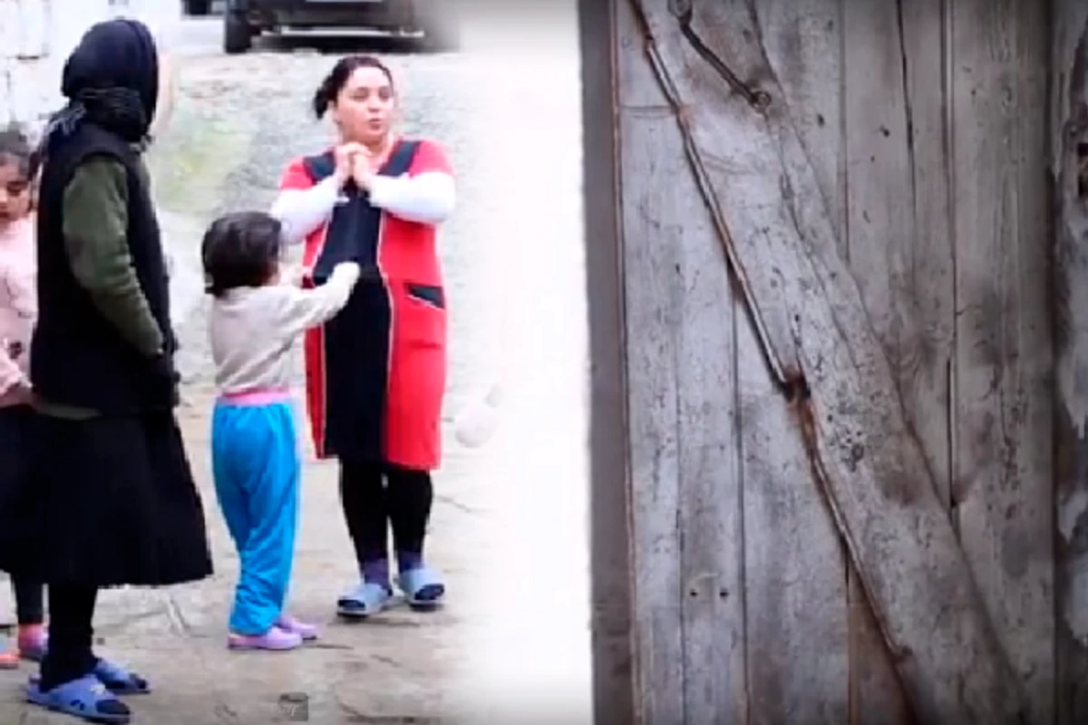 İNANILMAZ! Bakıda bir ailə TUALETDƏ yaşayır - VİDEO İNANILMAZ! Bakıda bir ailə TUALETDƏ yaşayır - VİDEO