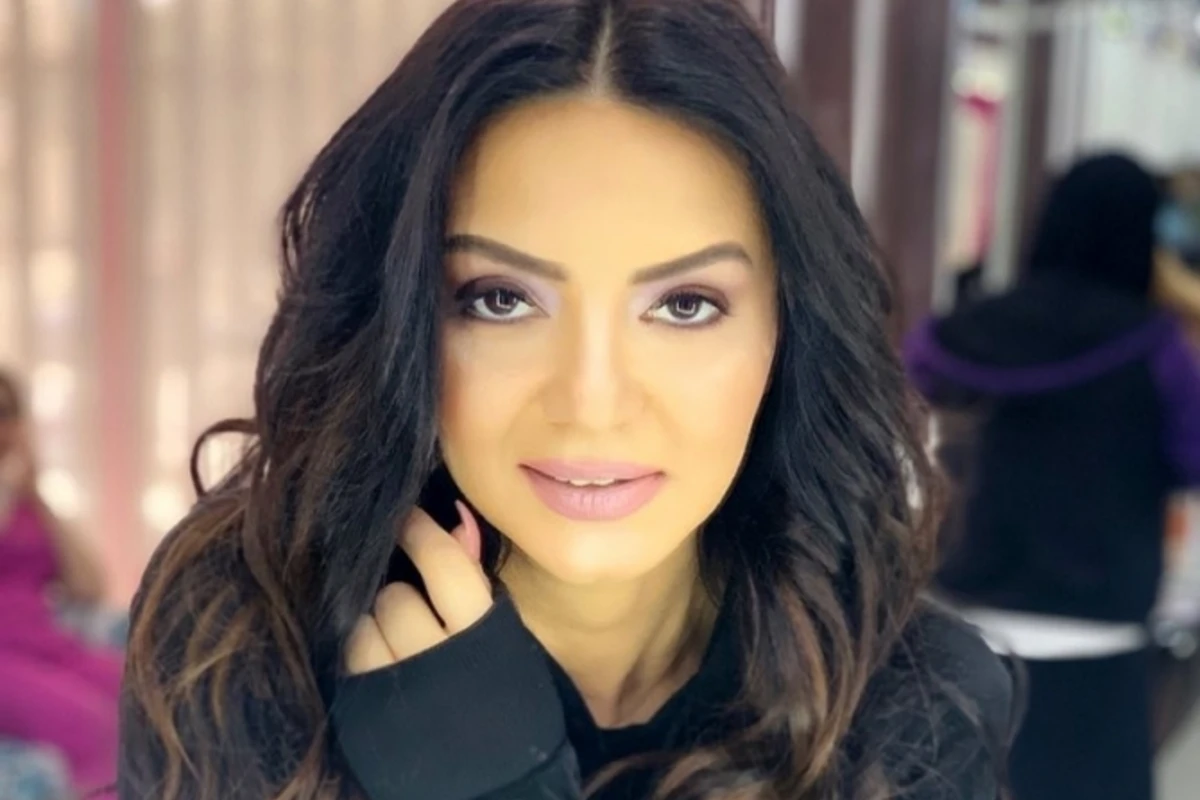 Tanınmış azərbaycanlı aparıcı qəzaya düşdü (FOTO)