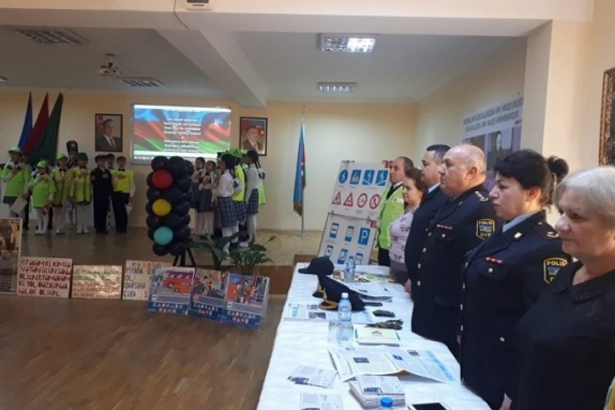Yol polisi Dövlət Proqramının icrasına başladı - məktəblilər maariflənir (FOTOLAR)