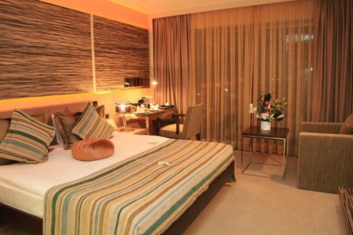Azərbaycanda hotellərdə gecələmə qiyməti artıb Azərbaycanda hotellərdə gecələmə qiyməti artıb