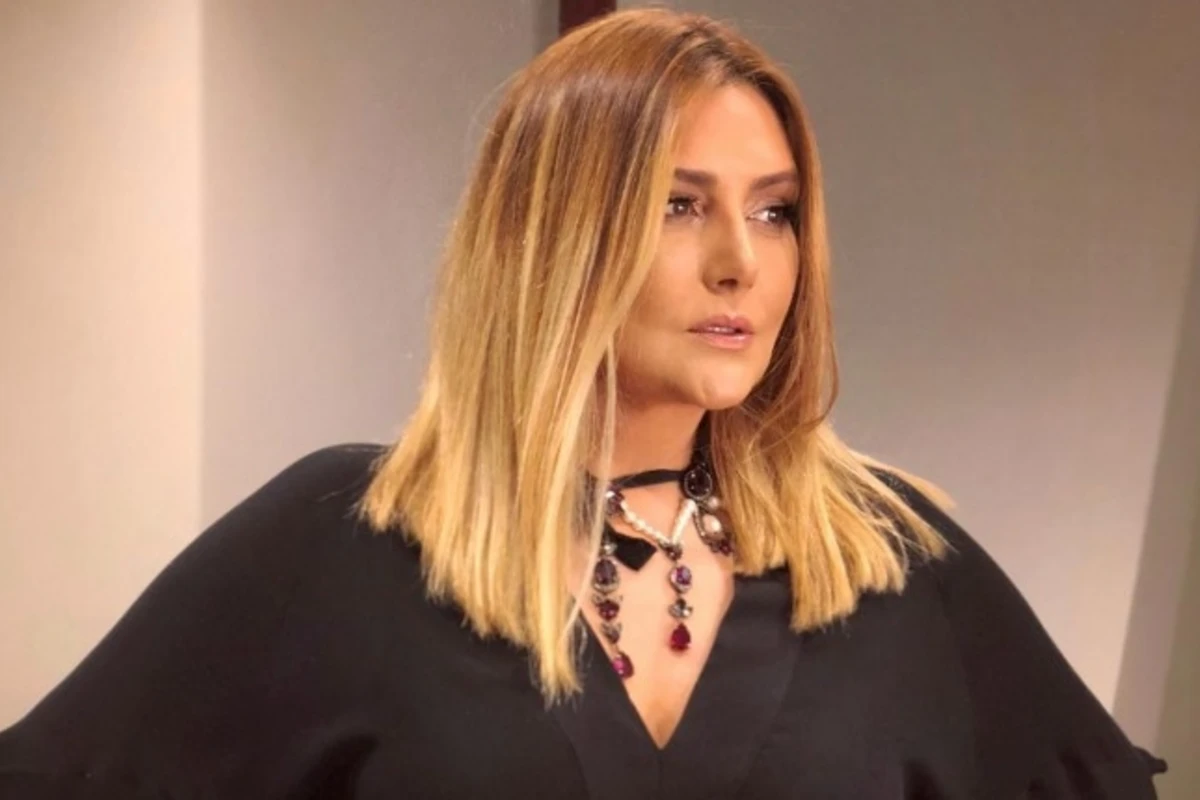 Zülfiyyə Xanbabayeva niyə konsert vermir? Zülfiyyə Xanbabayeva niyə konsert vermir?