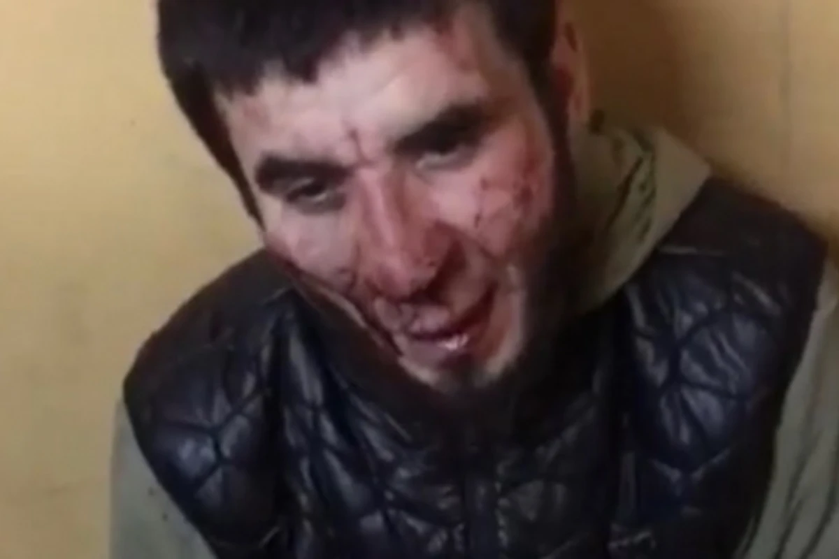 За ЭТИ слова азербайджанцы в России наказали чеченца - ВИДЕО 18+