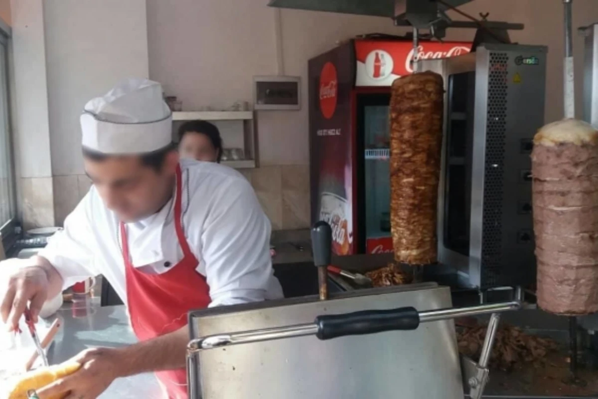 İnfeksiya yayan dönərçilər - FOTO İnfeksiya yayan dönərçilər - FOTO