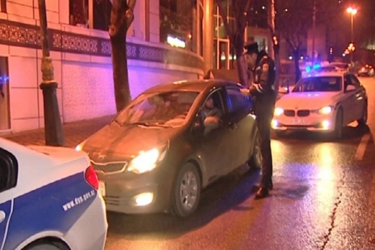 Sərxoş, tabe olmayan, 07-də daş daşıyan sürücülər - DYP-nin gecə reydi (FOTO)