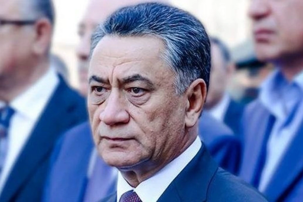 Ramil Usubov Səbailin rəisini işdən çıxardı - FOTO