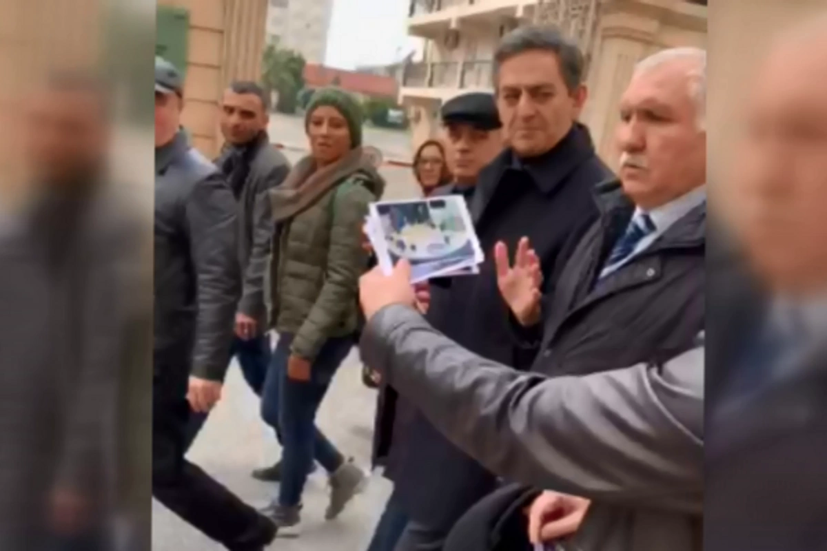 Əli Kərimliyə gözlənilməz sözlər: Sizin oğlunuz görün nələr edir (VİDEO)