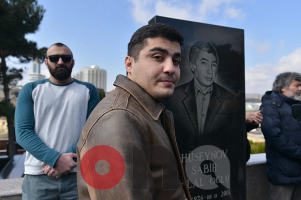 Mehman Hüseynov azadlığa buraxılıb - FOTO