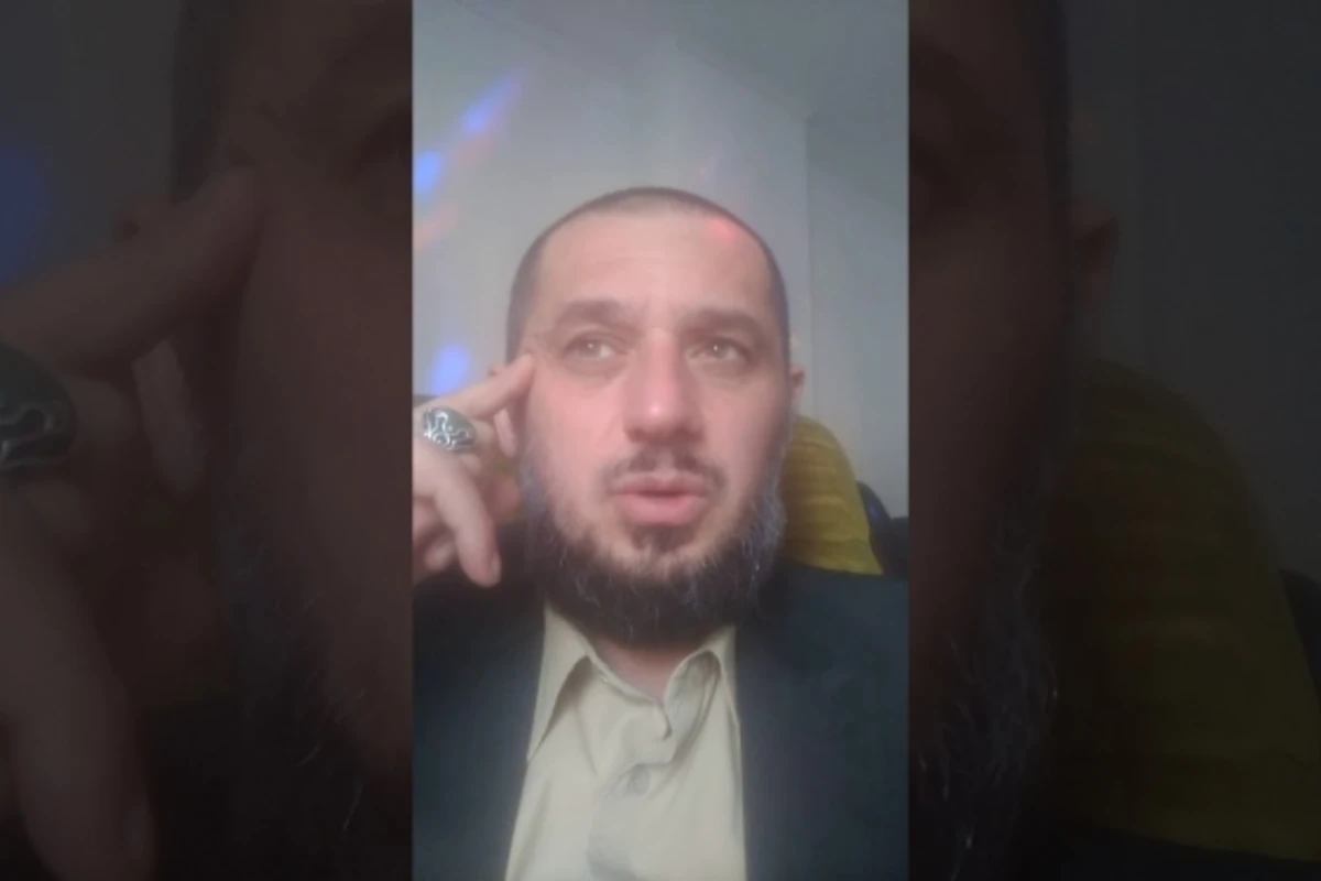 Чеченец Мансур старый попросил прощения у азербайджанцев - ВИДЕО