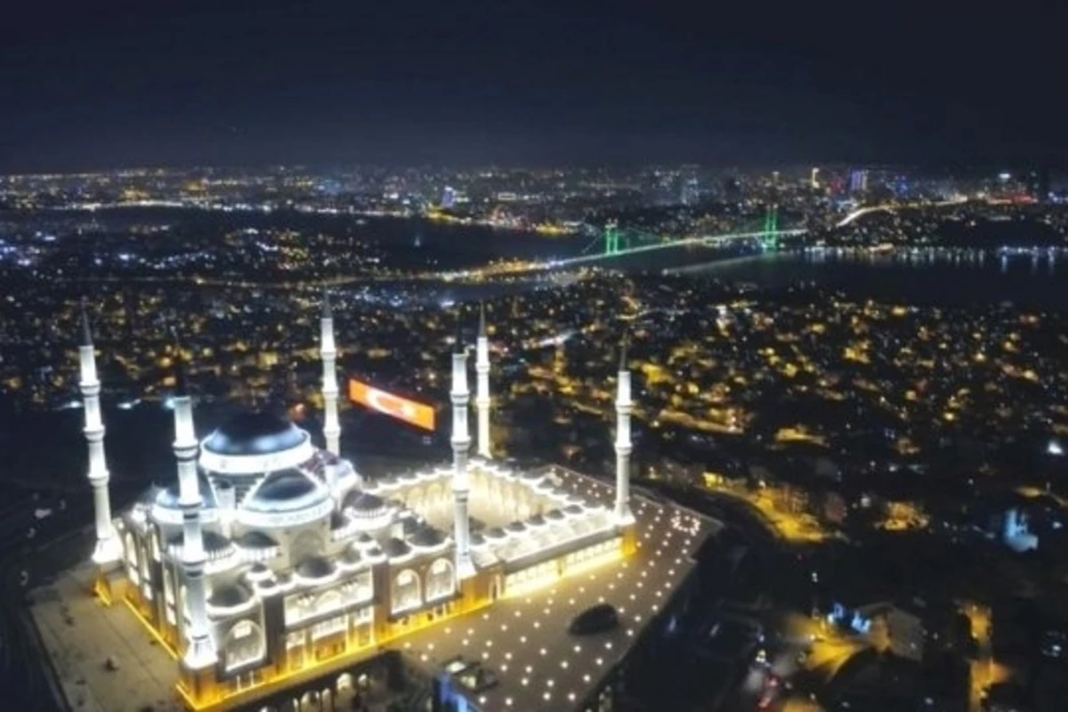 Türkiyədə dünyanın ən böyük məscidi tikildi – VİDEO